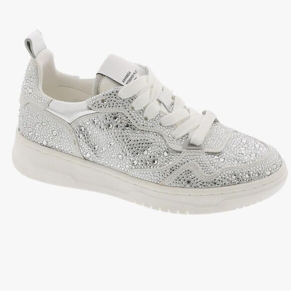 NIB Steve Madden Women's Everlie Sneaker - Picture 1 of 7